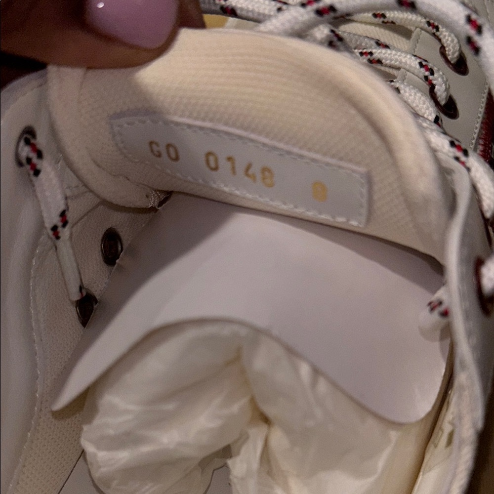 🎉Louis Vuitton White Men's Sneakers👟 - Picture 7 of 7